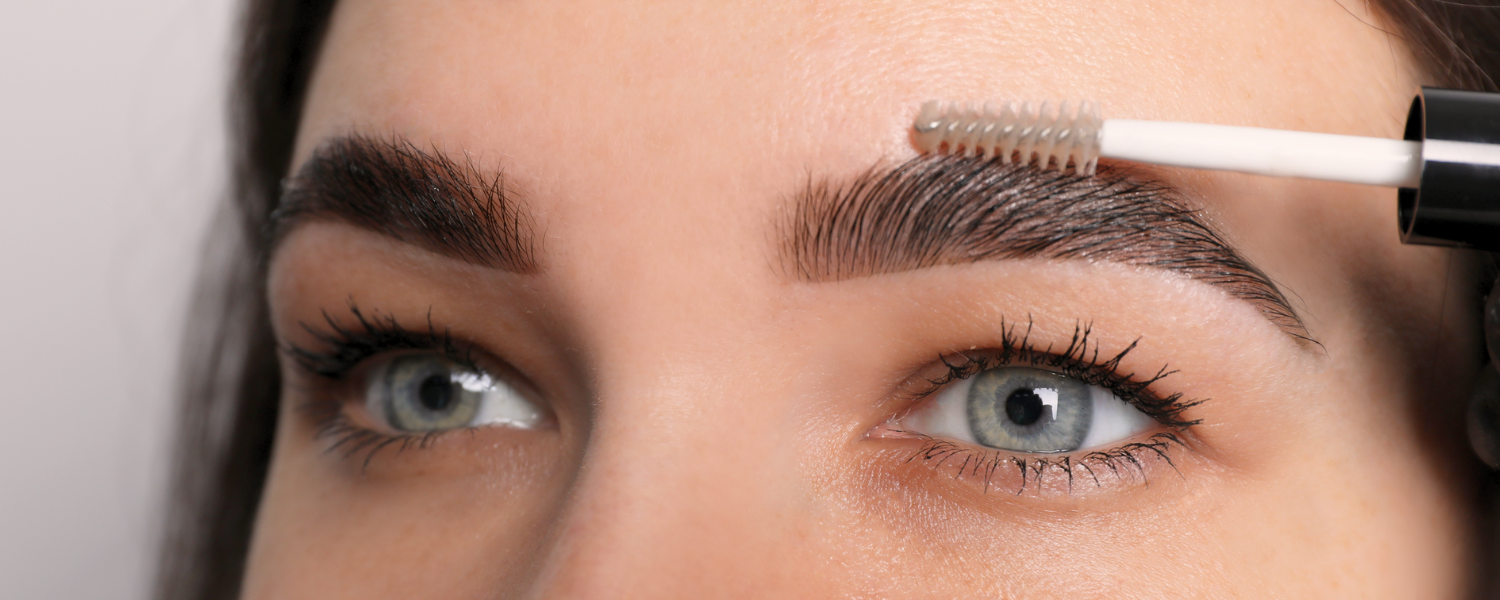 Browlift pour des sourcils faciles à dompter